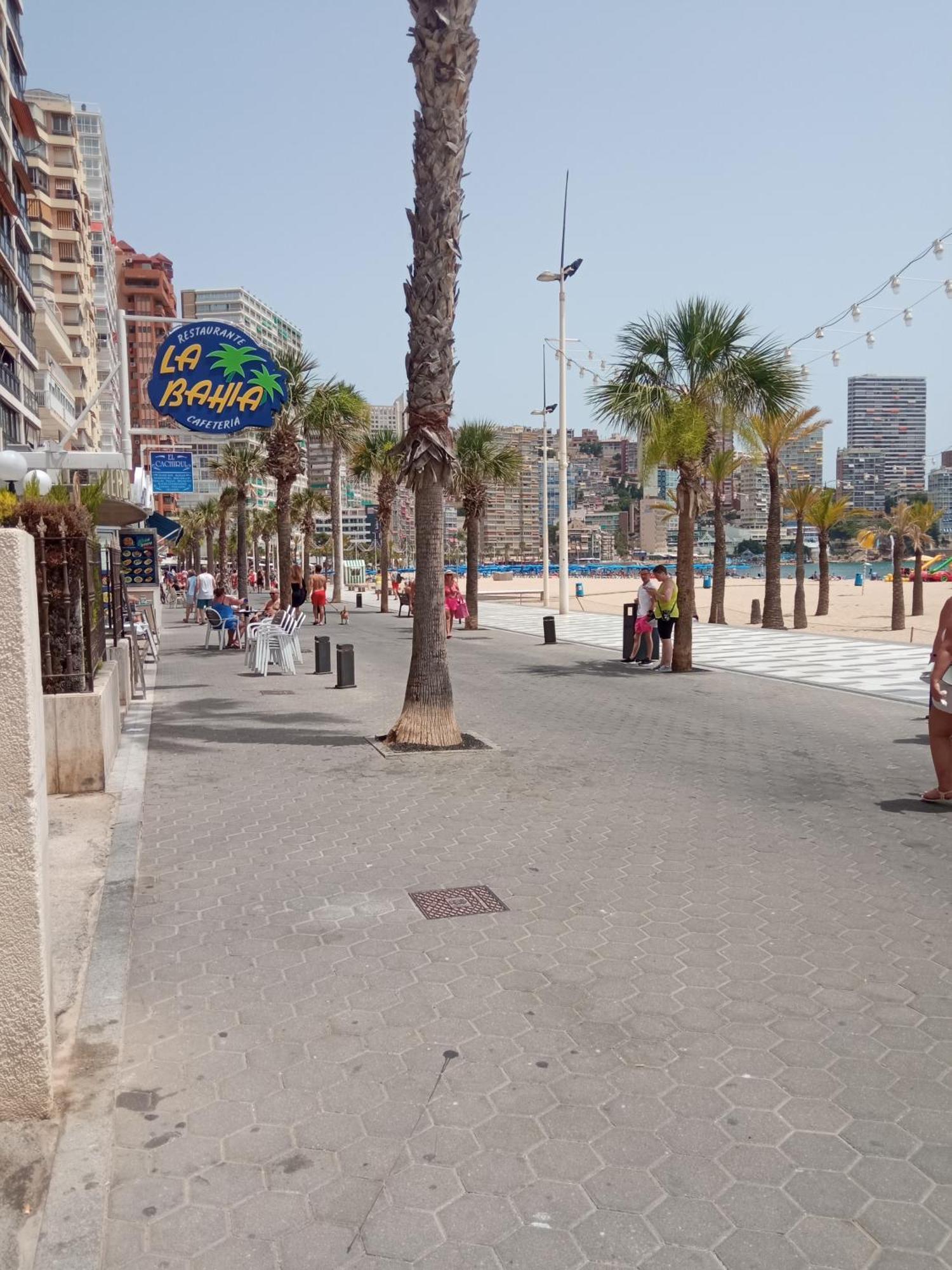 Luminoso Apartamento En Primera Linea De Playa ベニドルム エクステリア 写真